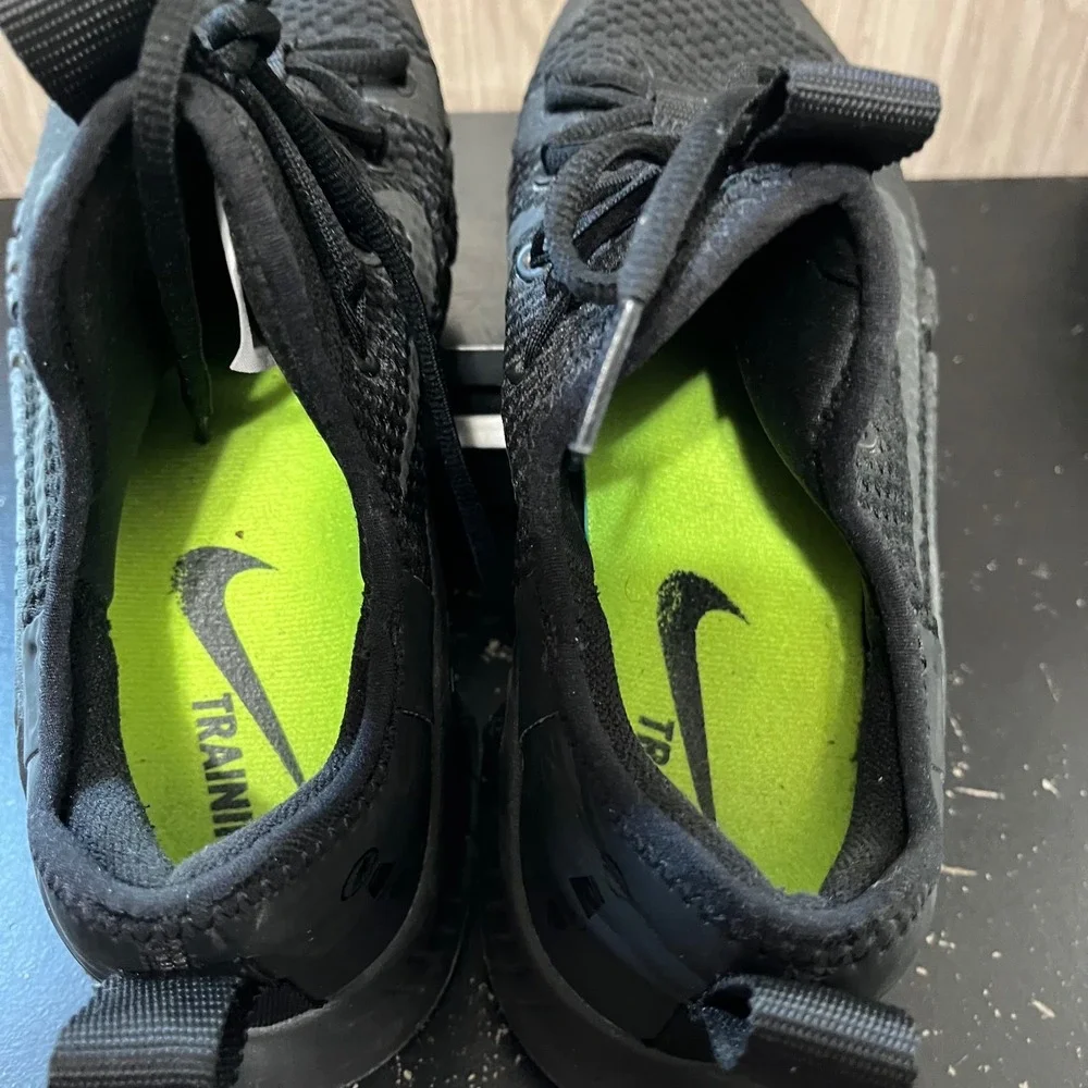 Nike Free Metcon 3 Shoes Mens Size 9.5 Black Weight Training HIIT CJ0861-001